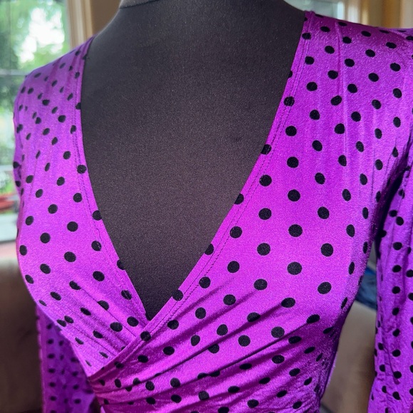 Discount Universe Crossover tie top - Picture 5 of 8